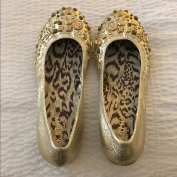 Kathy Van Zeeland Shoes - Kathy Van Zeeland gold ballet flats 8.5 EUC